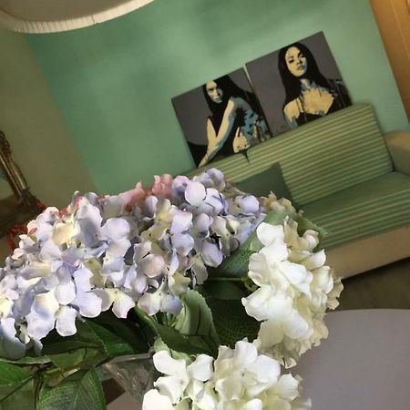 Apartament Resident St Agata Appartament Artist Marina di Massa Zewnętrze zdjęcie